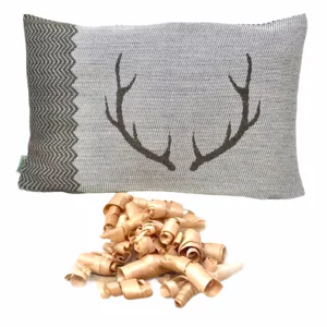 Cuscino di cirmolo con fantasia corna di cervo, in stile tirolese, 22x35cm