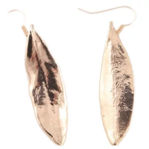 Boucles d'oreilles avec de véritables feuilles d'olivier recouvertes de métaux précieux