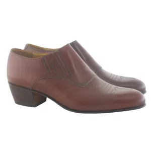Chaussures élégantes pour hommes en cuir à talons hauts, Noir ou marron