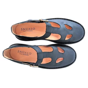 Sandale mit Augen aus vollnarbigem Kalbsleder in Marineblau, Linie Snualo