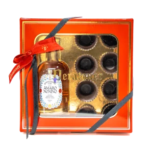 Packung mit 8 kleinen Gläsern Peratoner in 70% dunkler Schokolade, begleitet von einer Flasche des preisgekrönten Amaro Nonino, 50ml