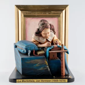 Statuina in 3D di "La merlettaia" di Jan Vermeer dipinta a mano, 27cm